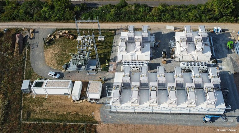 Eisenach large-scale storage system promotes integration of renewable energies into the utility grid