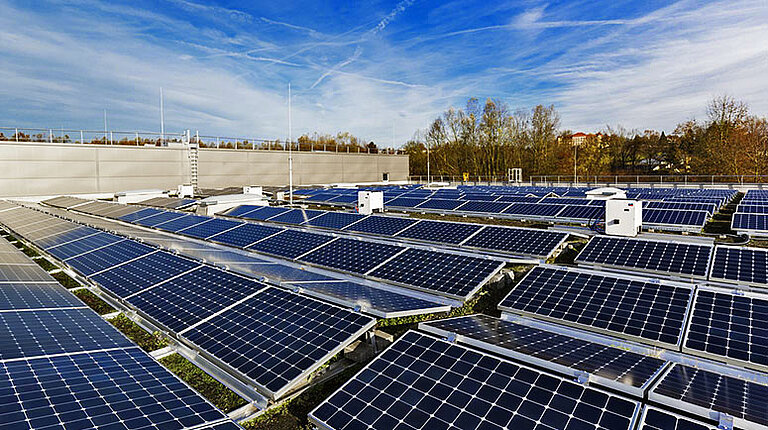 Designing Large Solar Systems Made Easier: SMA and TraceSoftware Connect Planning Tools