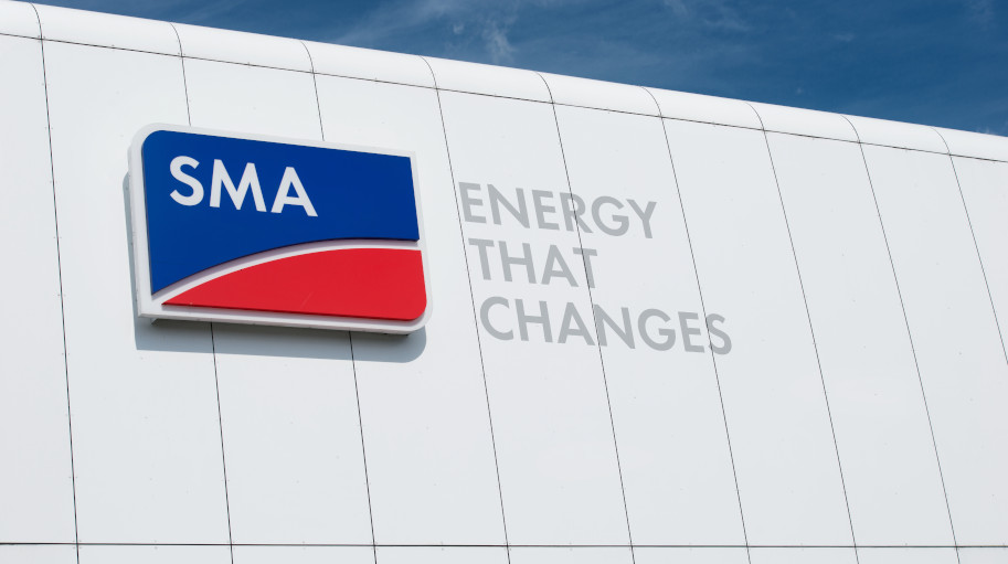 SMA Solar Technology AG significantly increases sales and earnings in 2022 despite supply shortages and expects positive trend for 2023